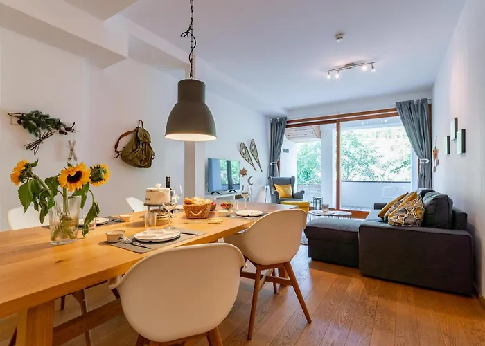 Wander Lust * マリア・アルム・アム・シュタイナーネン・メアー