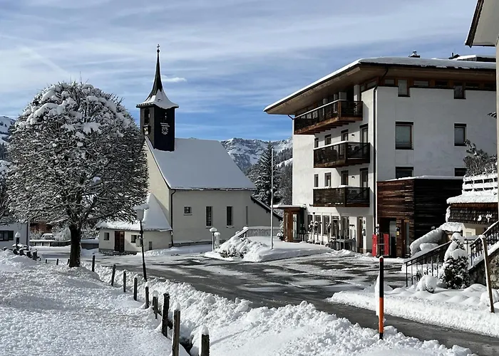 Wander Lust * マリア・アルム・アム・シュタイナーネン・メアー